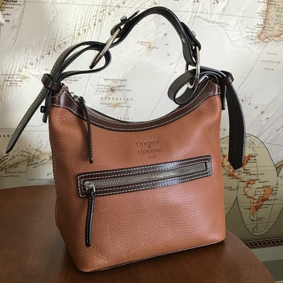 Dooney & Bourke Handbags - DOONEY & BOURKE 1975 Vintage Pebble Grain Hobo Bag